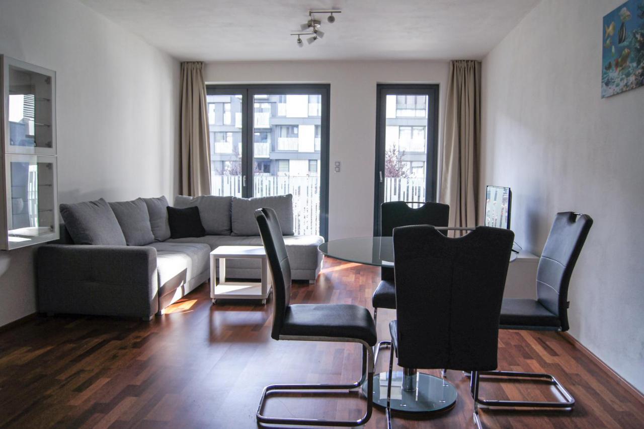 Luxury Apartments In Prag Exterior foto